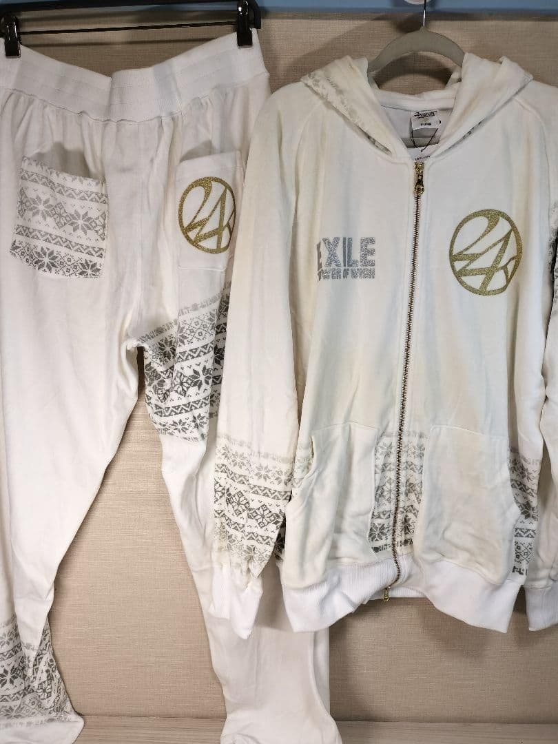 訳有【新品未使用品】24karats ベロアジャージセットアップ EXILE 白