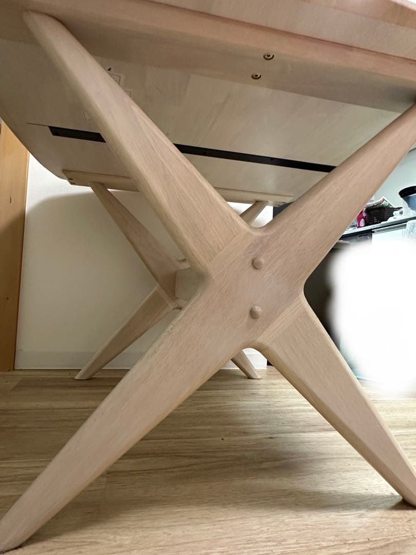 【送料込み】ニトリ　ダイニングテーブル