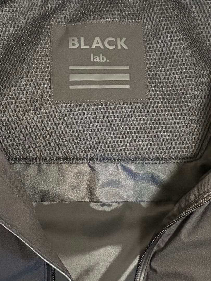 クレストブリッジ　【BLACK lab.】ストレッチストームダウン