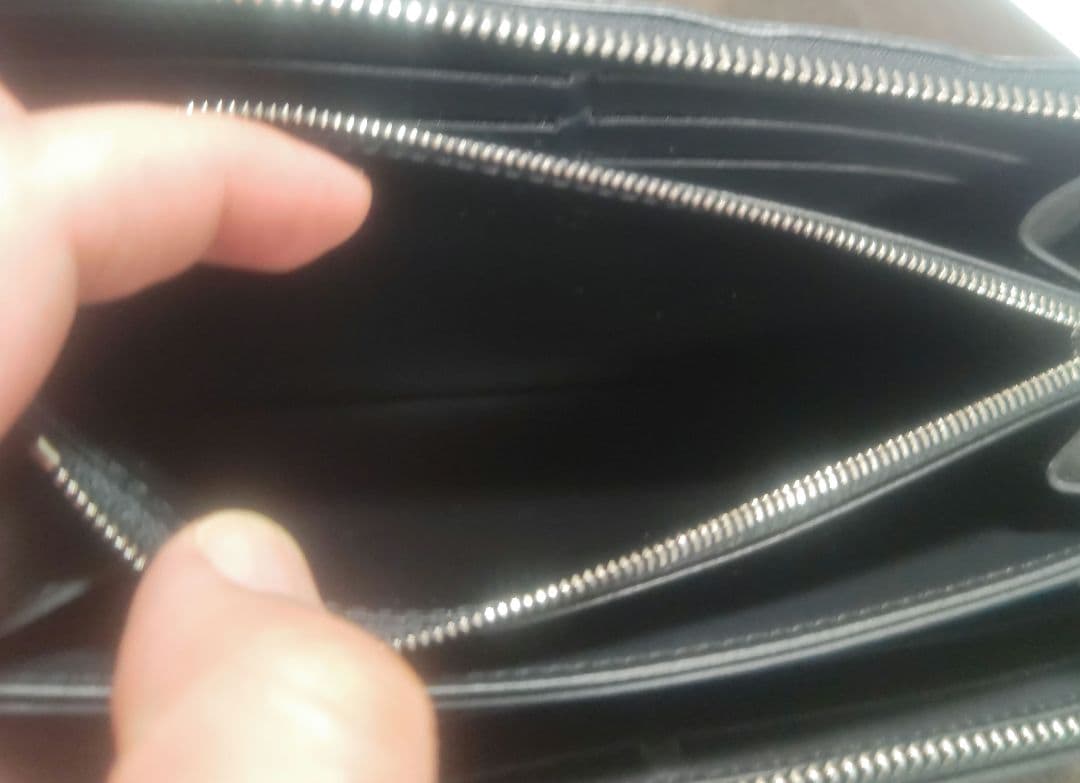 2024年末購入》ルイヴィトン マヒナ ジッピーウォレット長財布 M61867