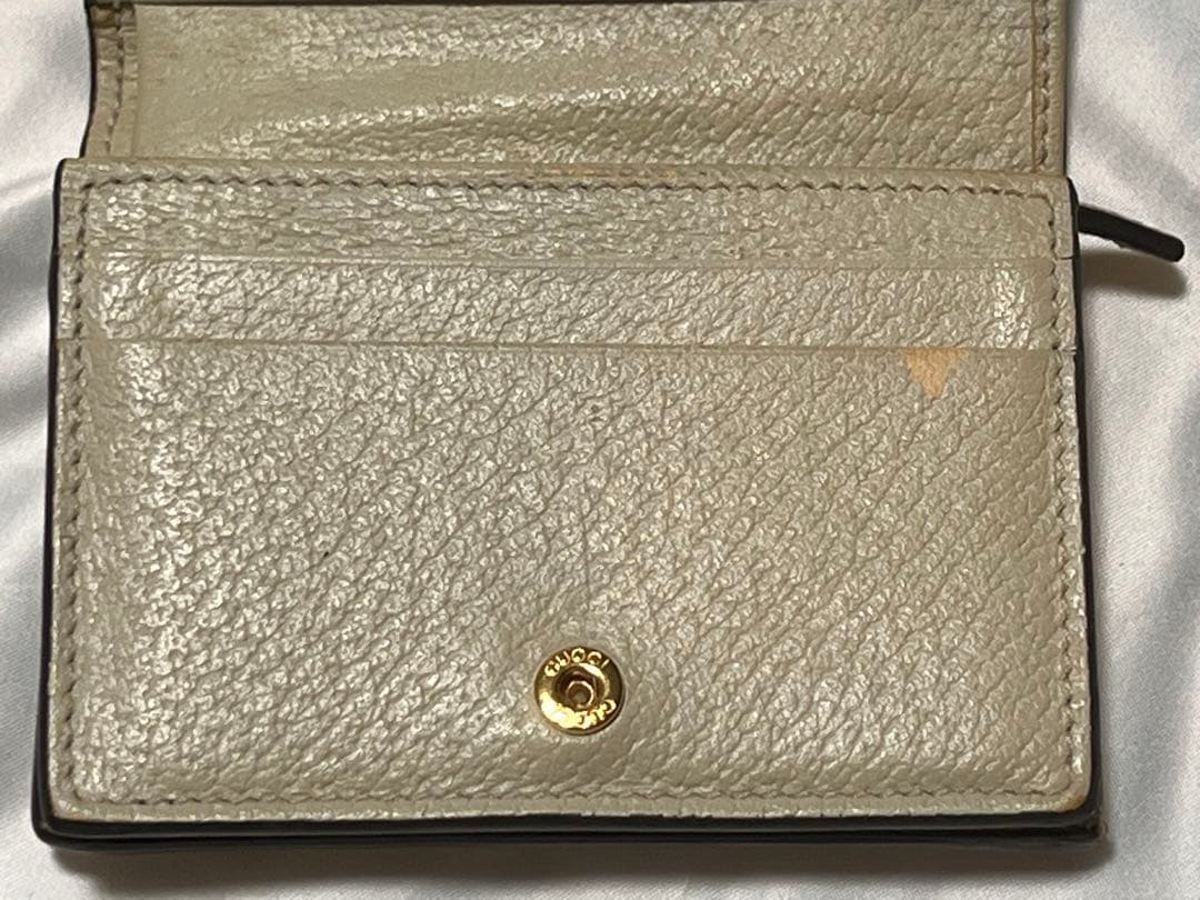 《値下げしました》GUCCI オフィディア マーモント シェリーライン 折り財布
