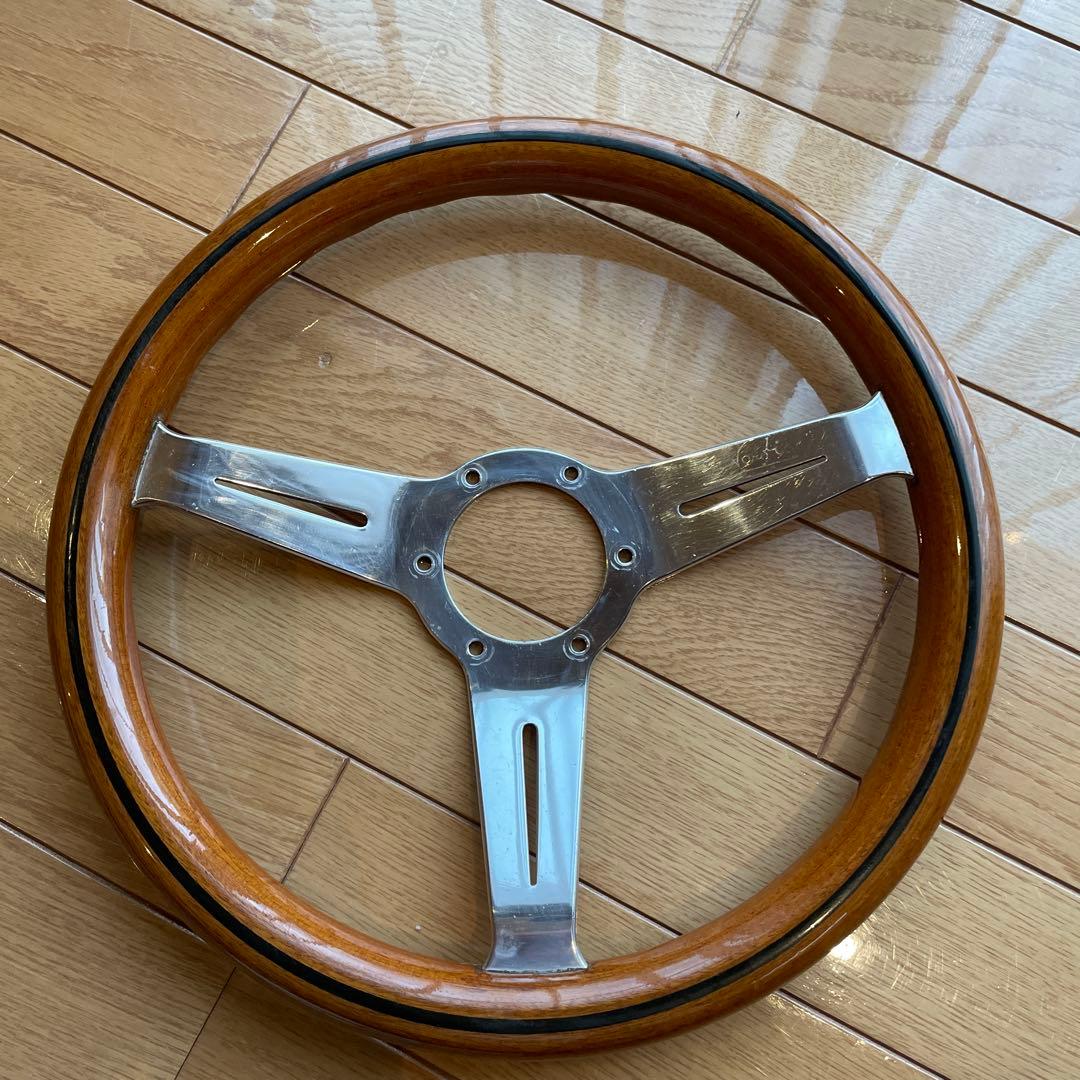 ナルディウッド　ステアリング