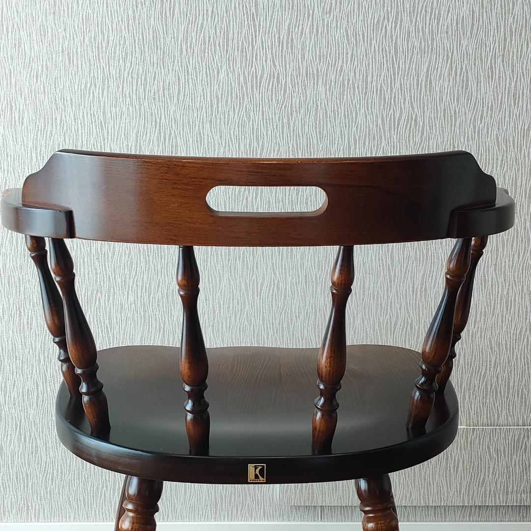 〈美品〉キツツキ　アームチェア　キャプテン　持ち手　ろくろ脚