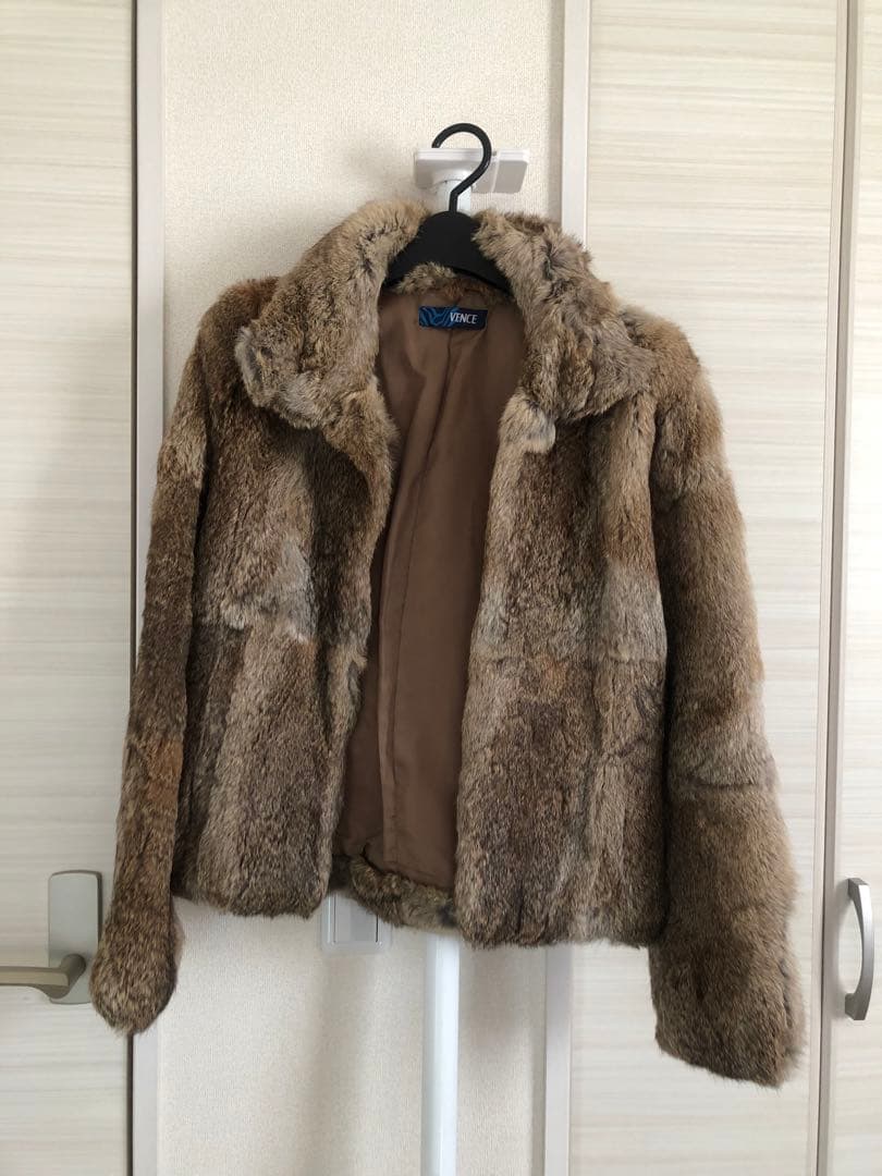 完売、低価格出品リアルラビットファー コート＊