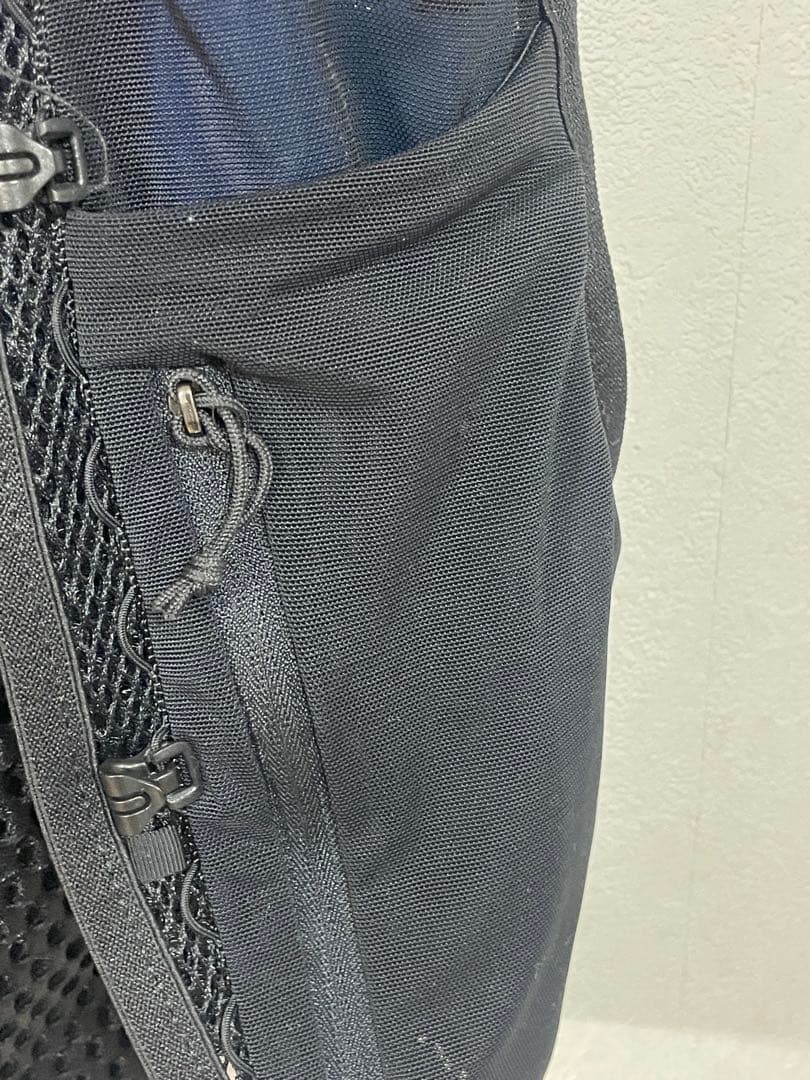 SALOMON ランニングバックパックACTIVE SKIN 4 XS 未使用