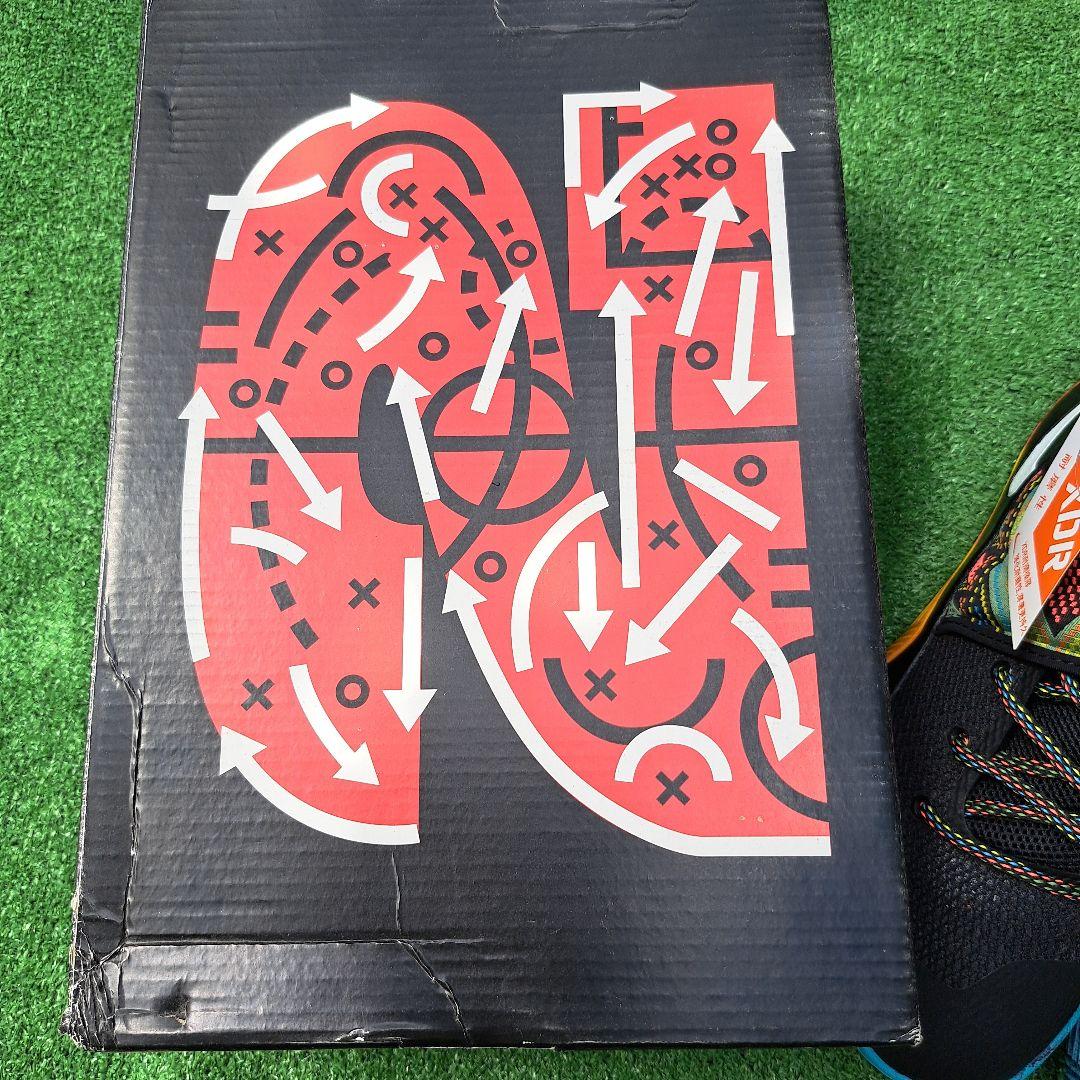 Nike Kyrie バスケットボールシューズ