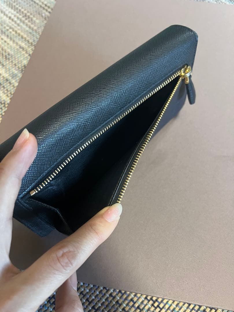 PRADA サフィアーノ 長財布 ブラック/イエロー/ピンク