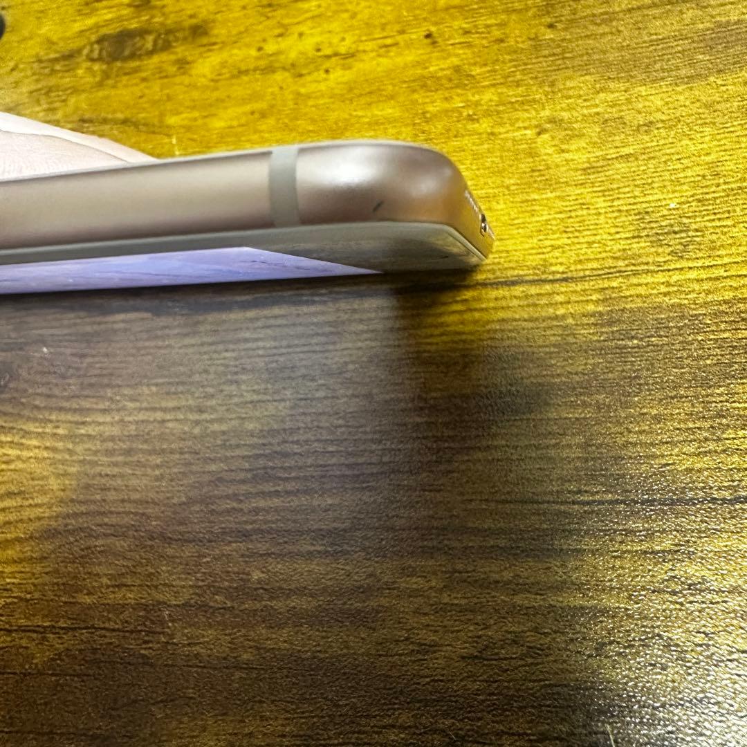 Apple iPhone 8 64GB ピンクゴールド
