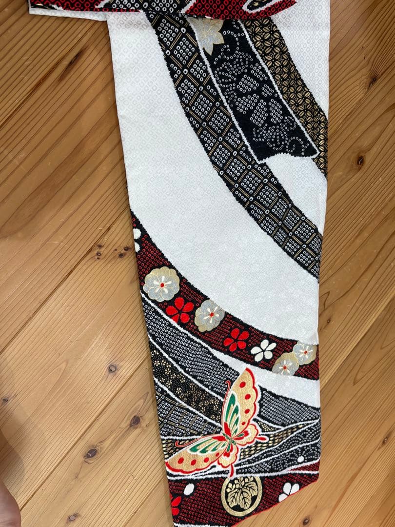 【 美品 】七五三　着物　女の子　7歳　セット　古典柄　ゴールド　赤　おしゃれ