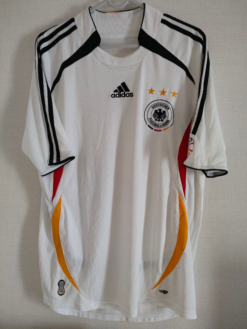 グアルディオラ監督ロッベン選手ミュラー選手ノイアー選手のサイン入り