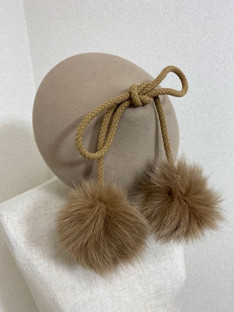 9235. 【未使用品】CA4LA PON PON ベレー帽 フォックスファー