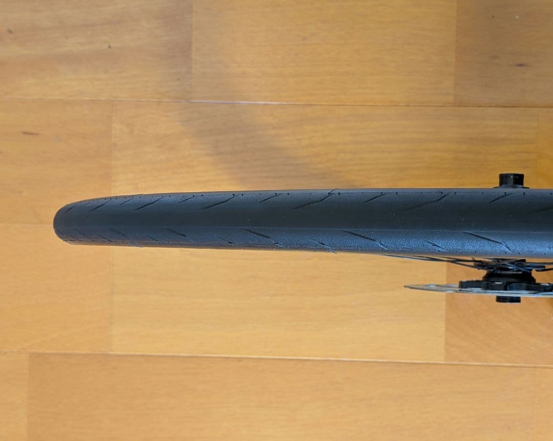 大幅値下】GUSTO アタッキ 45mmカーボン 11速スプロケ付 ディスク用