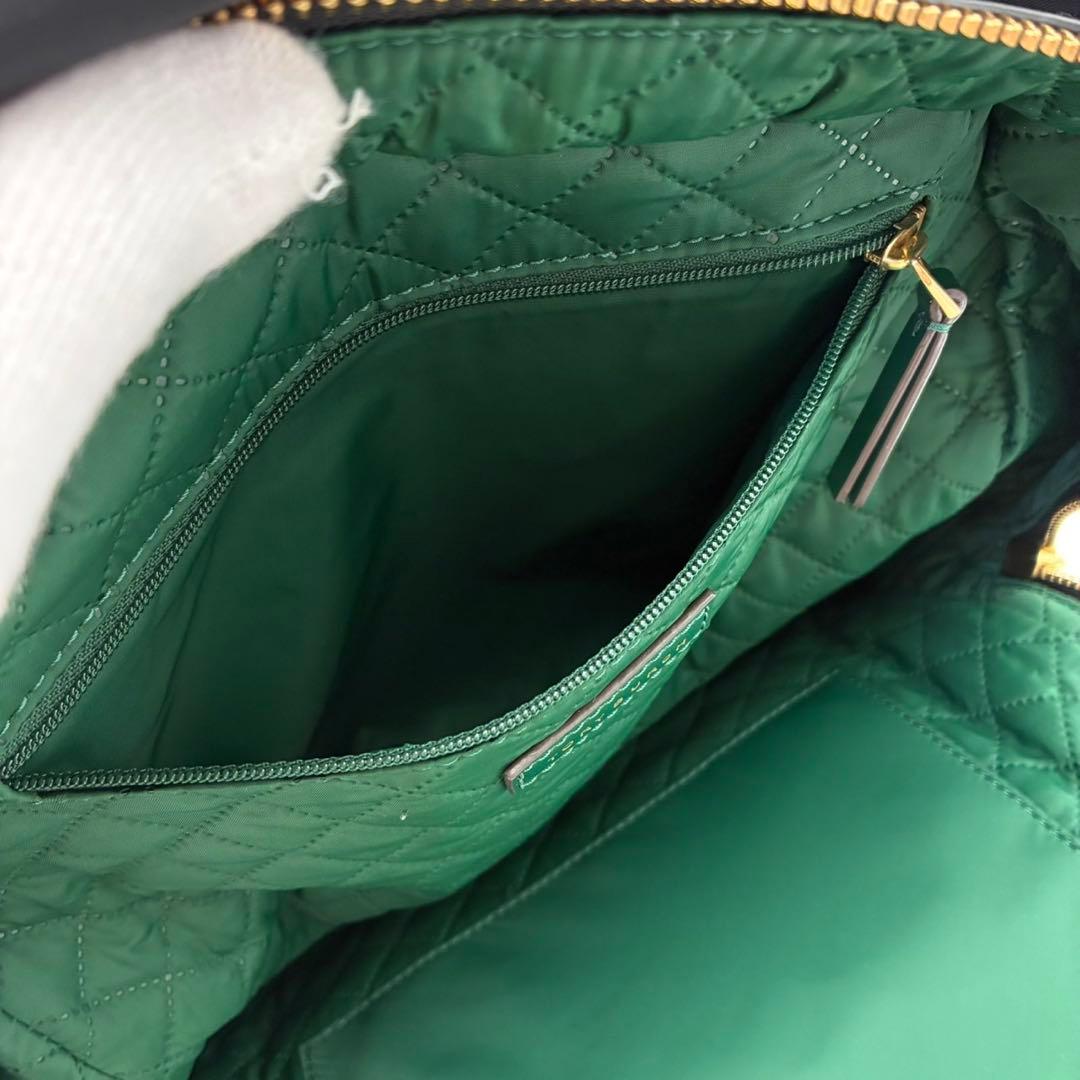 トリーバーチ ペリー リュック ブラック グリーン ナイロン 軽量 レディース