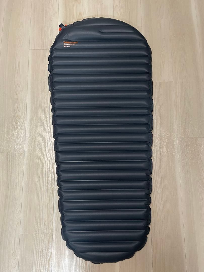 THERMAREST NEOAIR UBERLITE S エアーポンプ付き