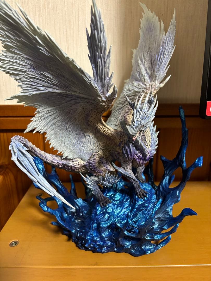 モンスターハンター　フィギュア　イヴェルカーナ　クリエイターズモデル