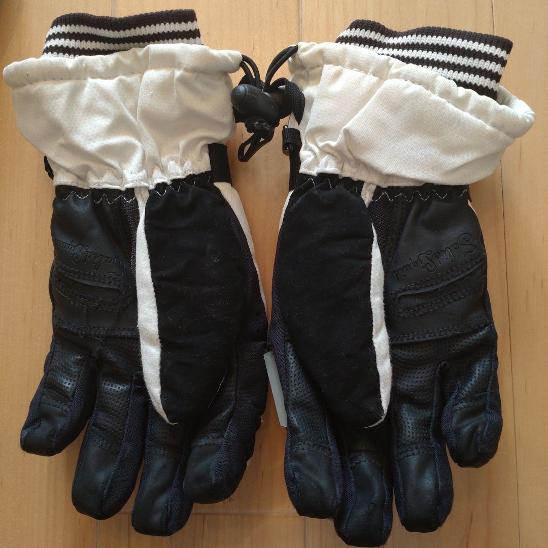 女性用、スノーボードウェア（上下）、手袋、ゴーグルの4点セット