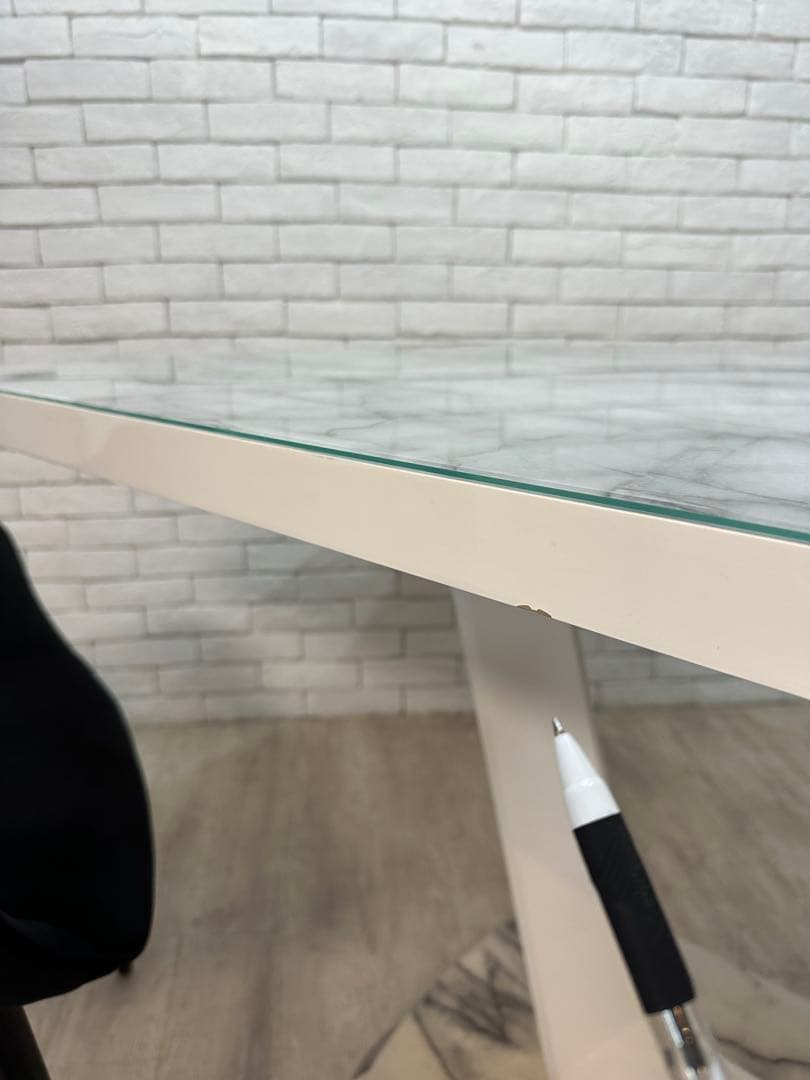 【東京都内23区送料無料】定価5万　大理石　ダイニング　テーブル　リビング　机