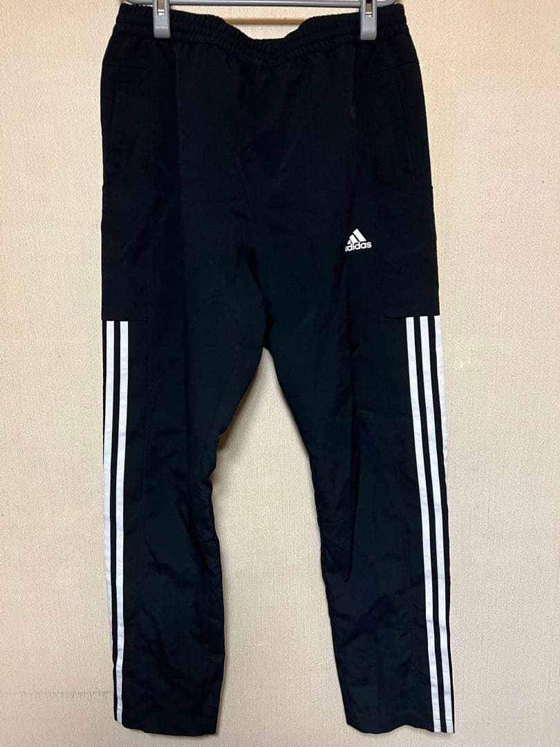 adidas アディダス　フード付きセットアップジャージ　ネイビー　ブラック