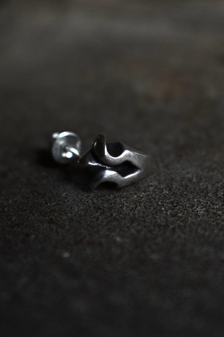 Loud style design ピアス　anger シルバー925 ユリウス