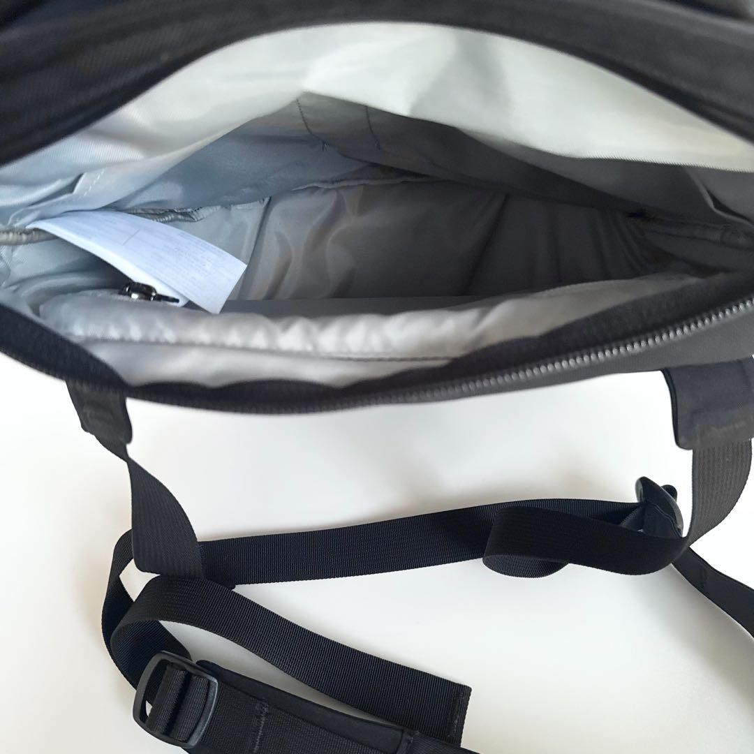 廃盤品　ARC'TERYX ARRO8 アロー8 ショルダーバッグ