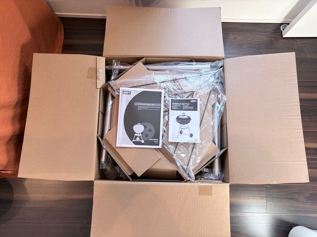 新品未使用　Weber Compact Kettle グリル 22インチ