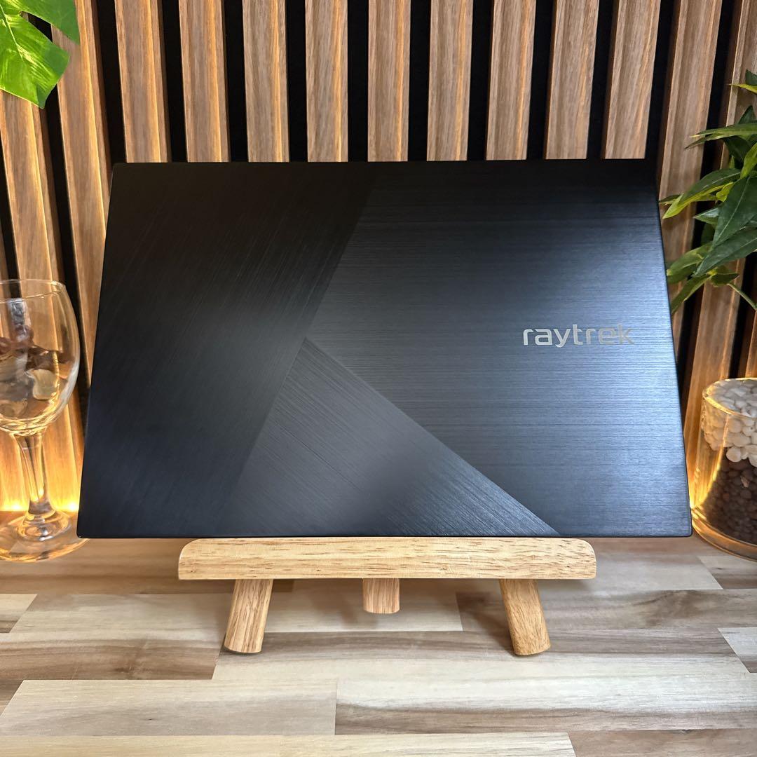 ハイスペック‼️ raytrek☘️i7第11世代☘️メモリ16GB☘️ノートパソコン