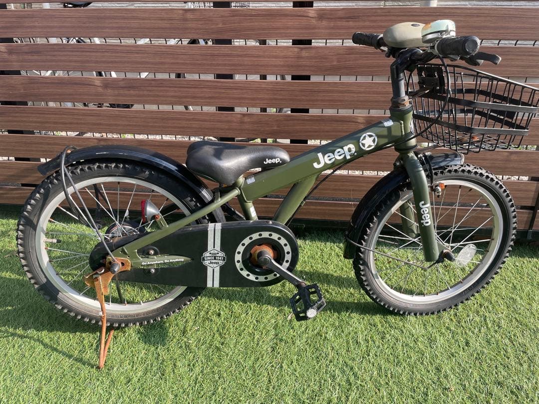 セール中☆Jeep 18インチ オリーブグリーン 引き取り限定 補助輪付き