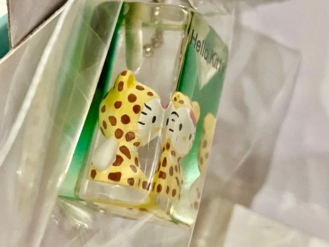 ハ*ー様 ハローキティ 動物図鑑バージョン クリアキューブ 5種 最低