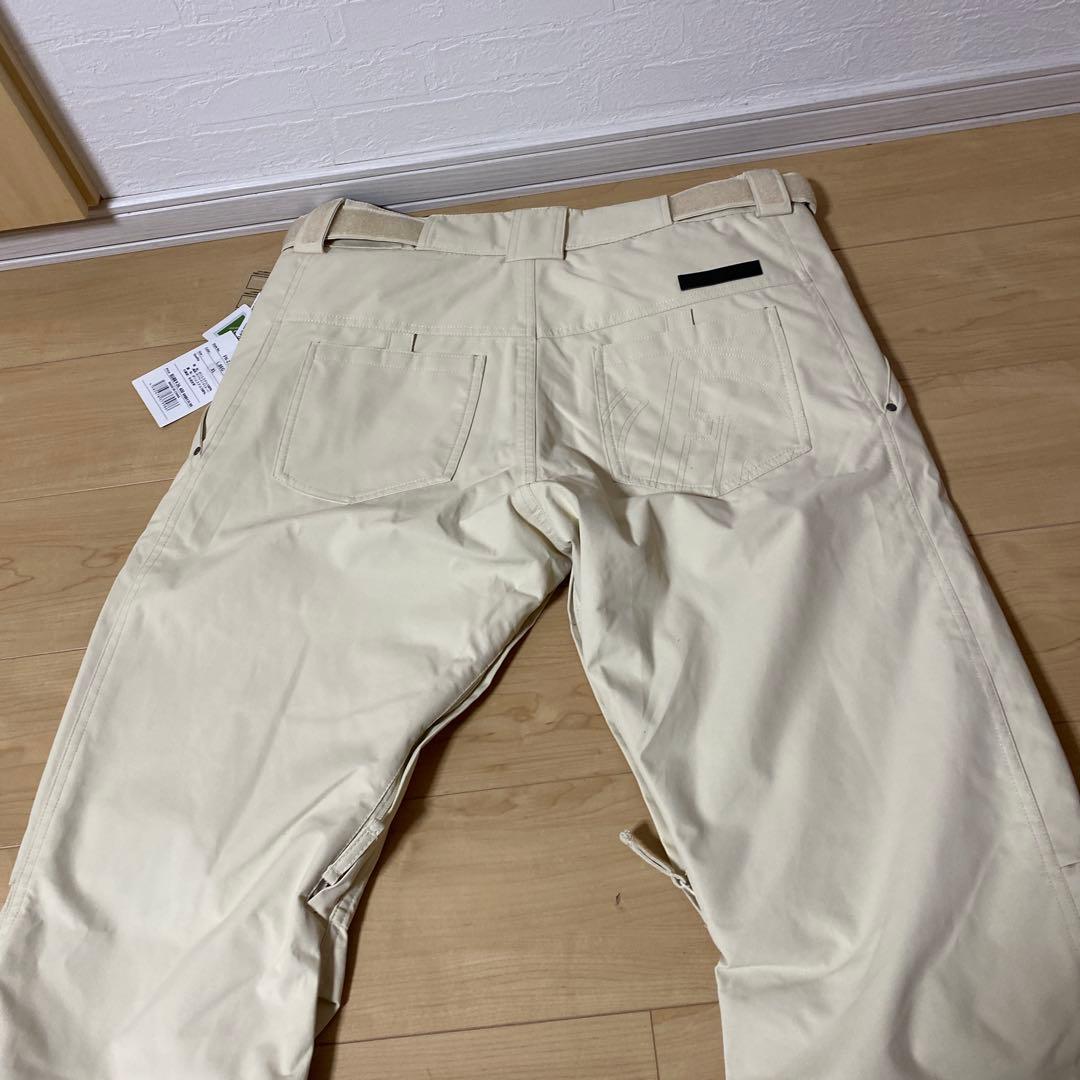 スノーボードウェア　FNS49 上下　XL 未使用　タグ付き