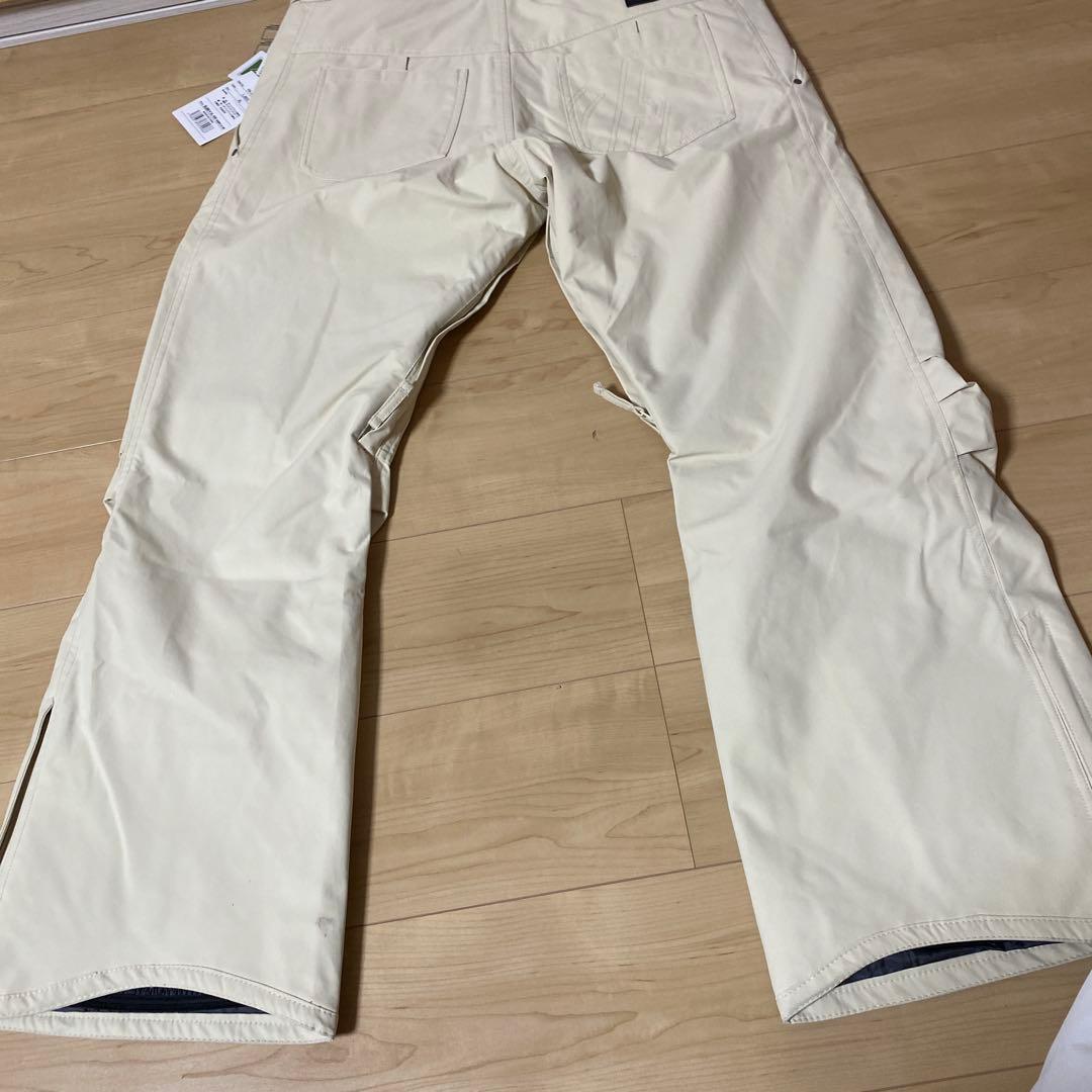 スノーボードウェア　FNS49 上下　XL 未使用　タグ付き