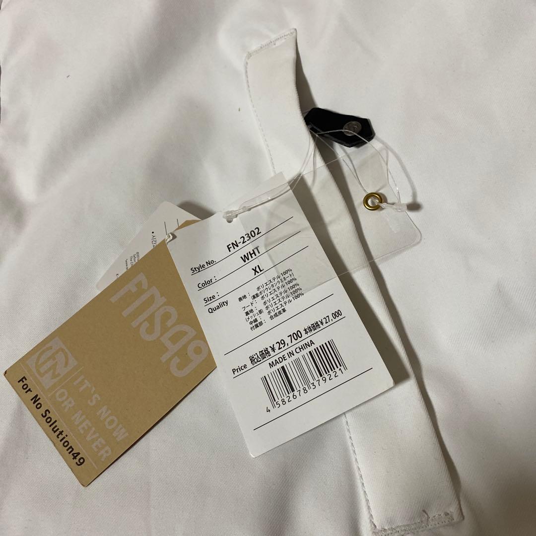 スノーボードウェア　FNS49 上下　XL 未使用　タグ付き