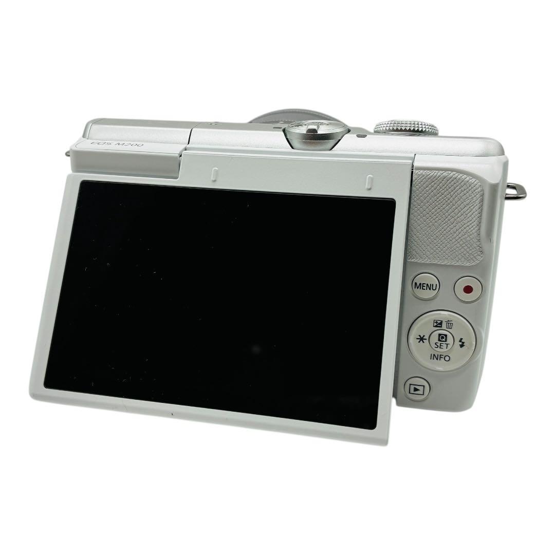 Canon EOS M200 レンズキット キャノン ミラーレス 一眼　ホワイト
