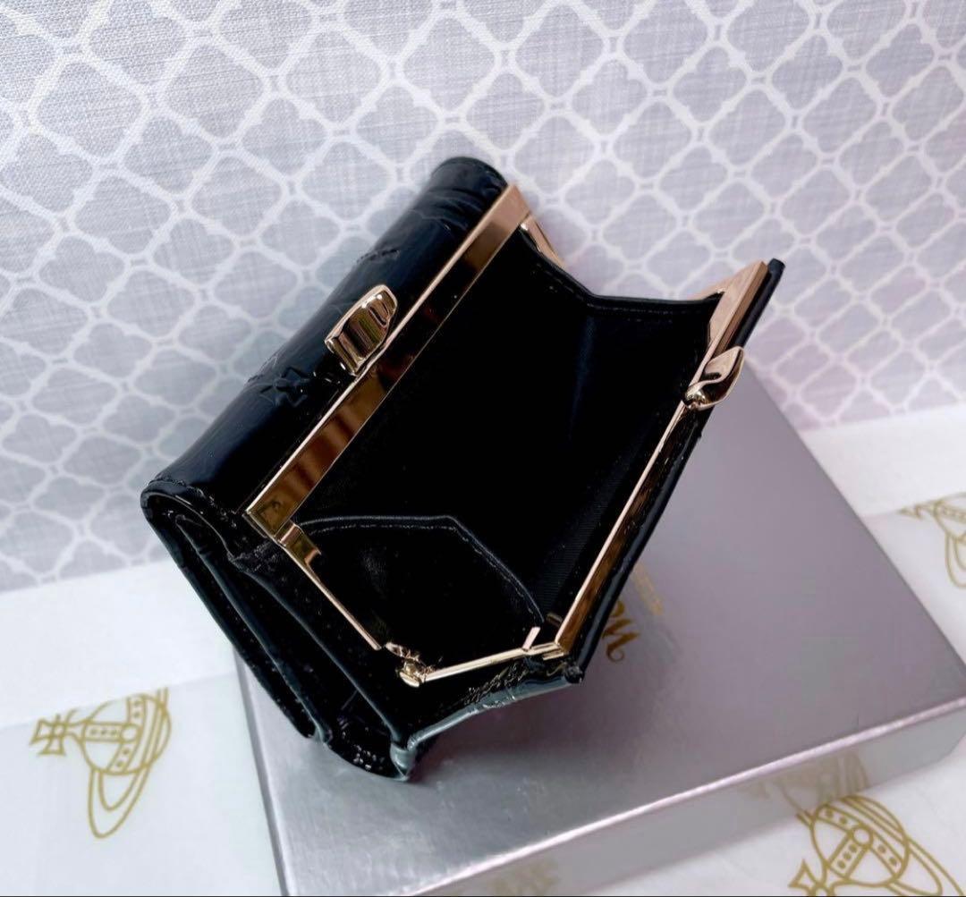 大人気✨️ショッパー付】新品 Vivienne Westwoodエナメル黒 - メルカリ