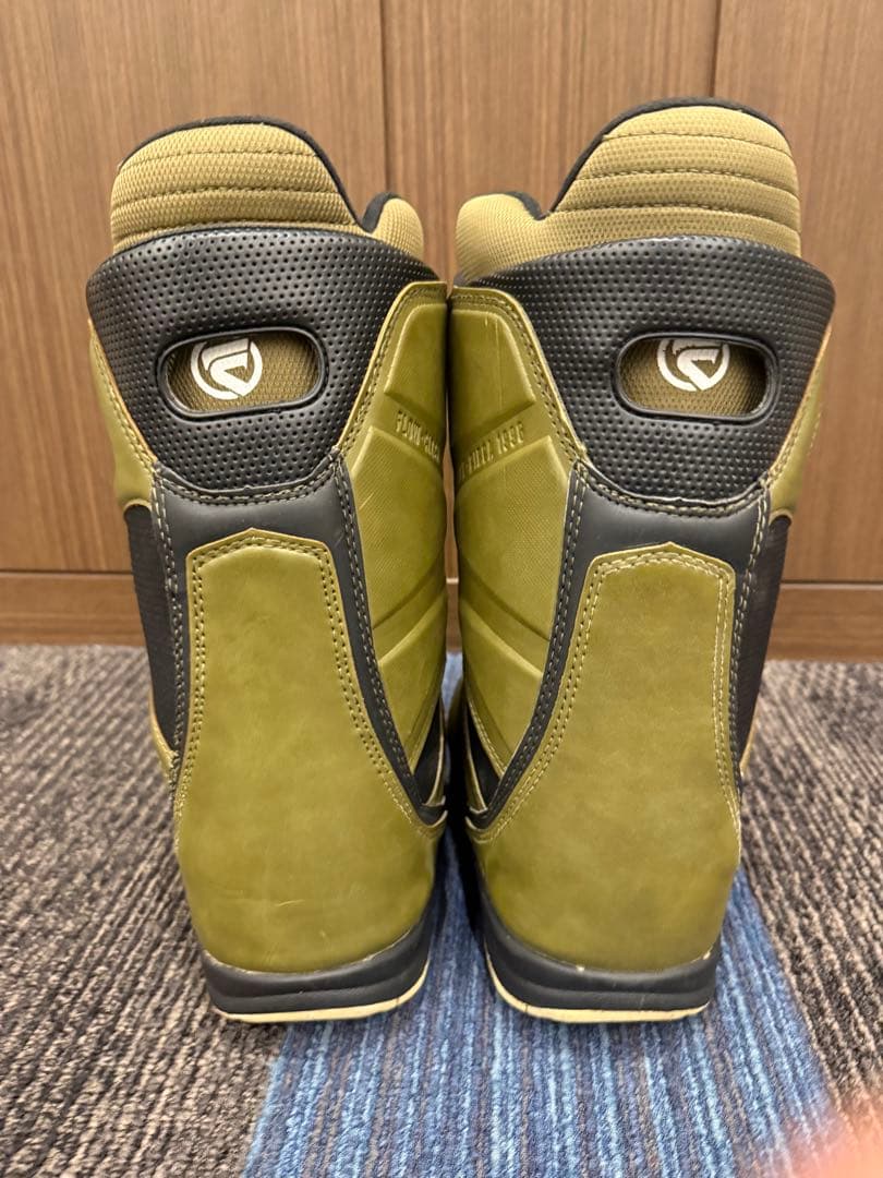 RIDE*FLOW スノーボード板、ビンディング、ブーツの3点セット