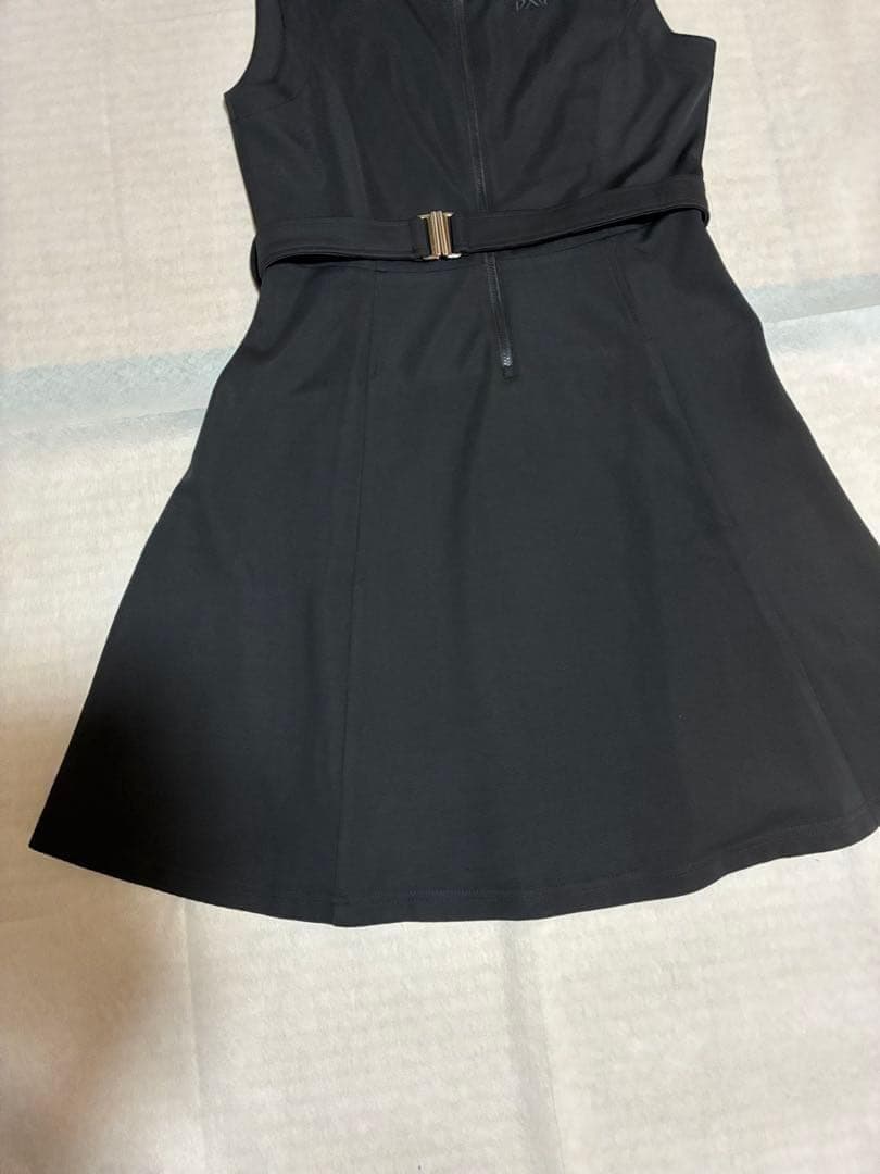 【新品】PXG レディースゴルフノースリーブブワンピース　黒 L