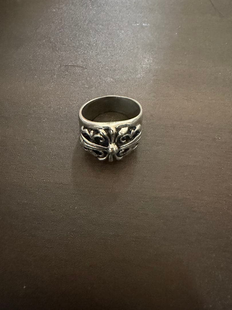 装飾的なシルバーリング GUCCI ロゴシルバーリング 刻印サイズ:21号