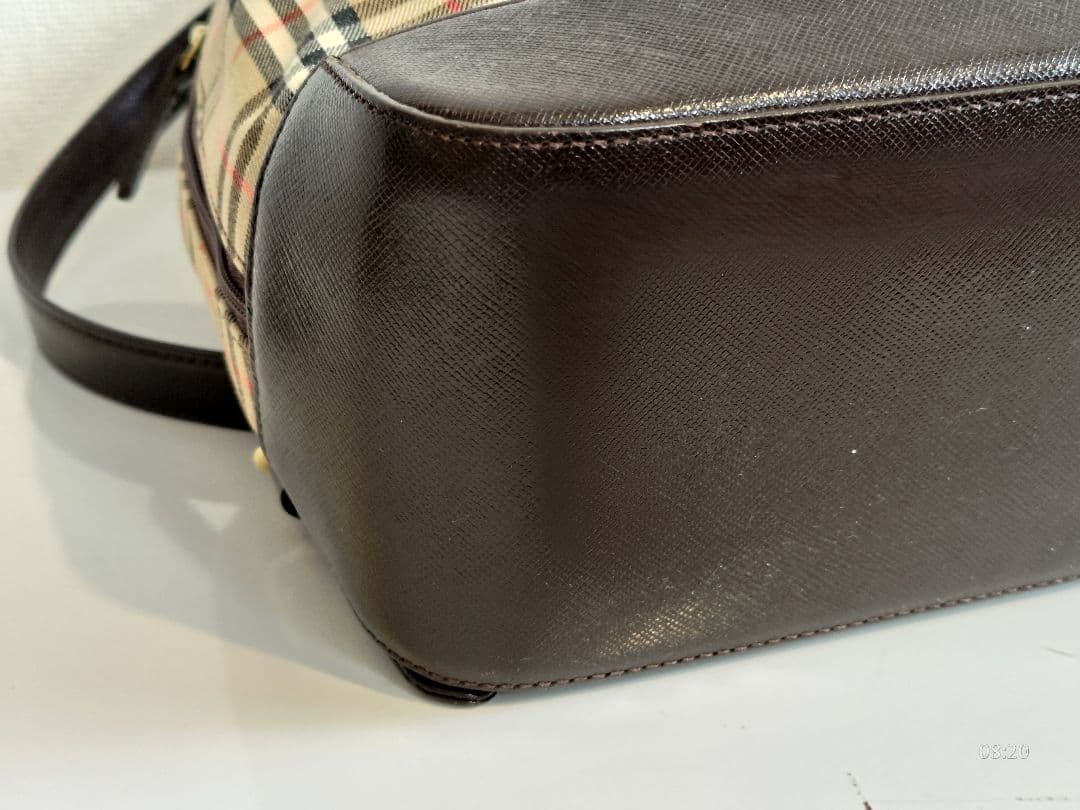 《超美品》バーバリー　リュック　BURBERRY　シャドウホース　ノバチェック
