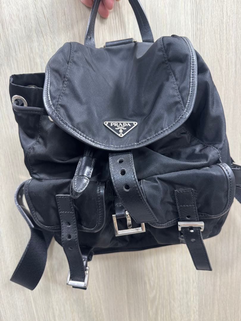 美品　プラダ　PRADA リュック　バックパック　ナイロン　ブラック　黒　ロゴ