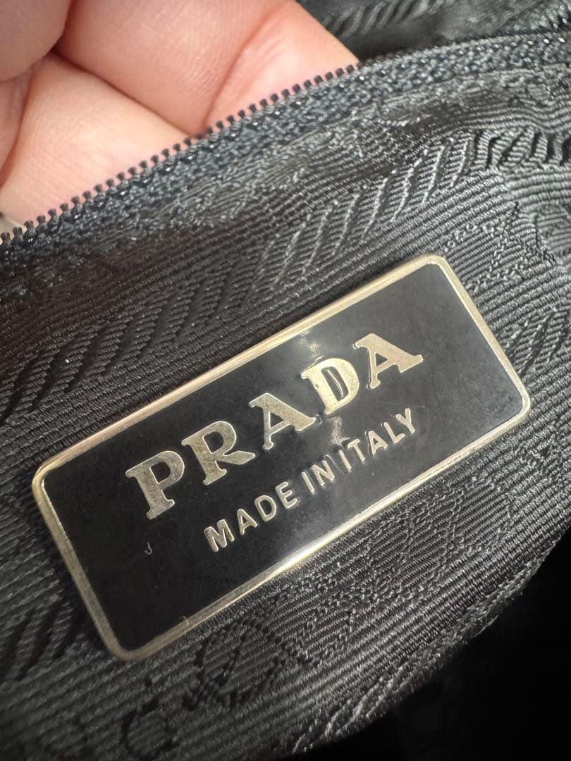 美品　プラダ　PRADA リュック　バックパック　ナイロン　ブラック　黒　ロゴ