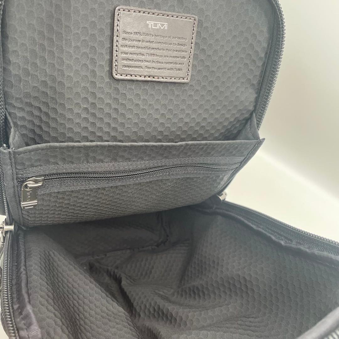 極美品✨ TUMI アルファ ブラボー サラトガ ボディバッグ 黒