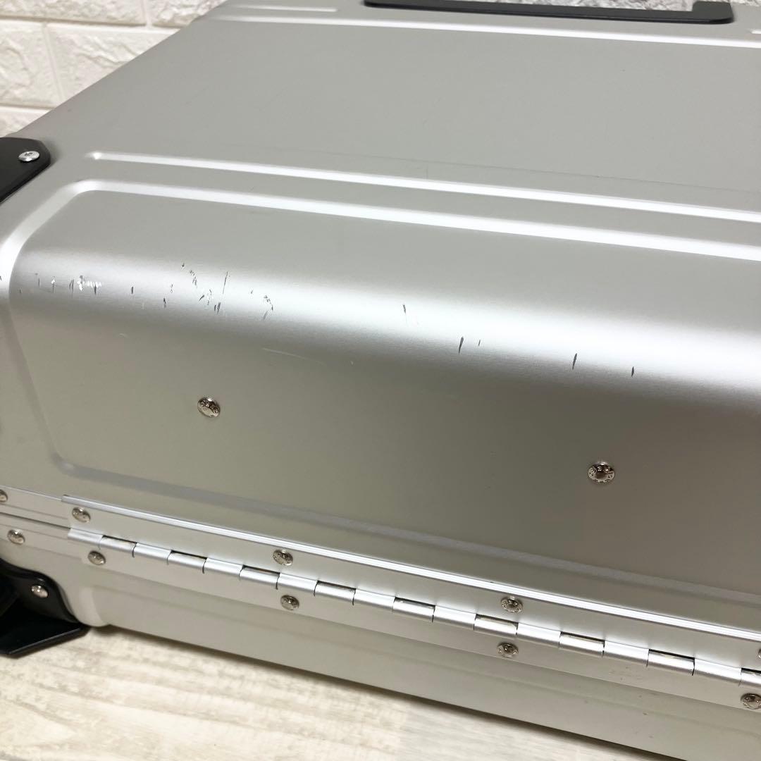廃盤品】美品！ビジネスマンに！ゼロハリバートン アルミ製 キャリー