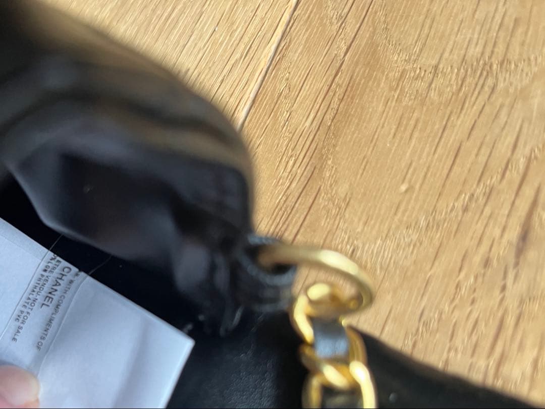 CHANEL キルティングショルダーバッグ　ハートチェーン　ノベルティー