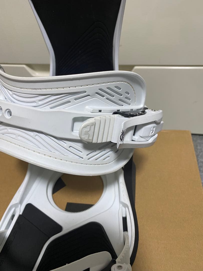 UNION ULTRAビンディング M ホワイト22-23