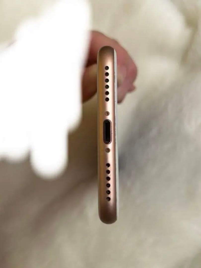 【美品】Apple iPhone8 ゴールド 256GB