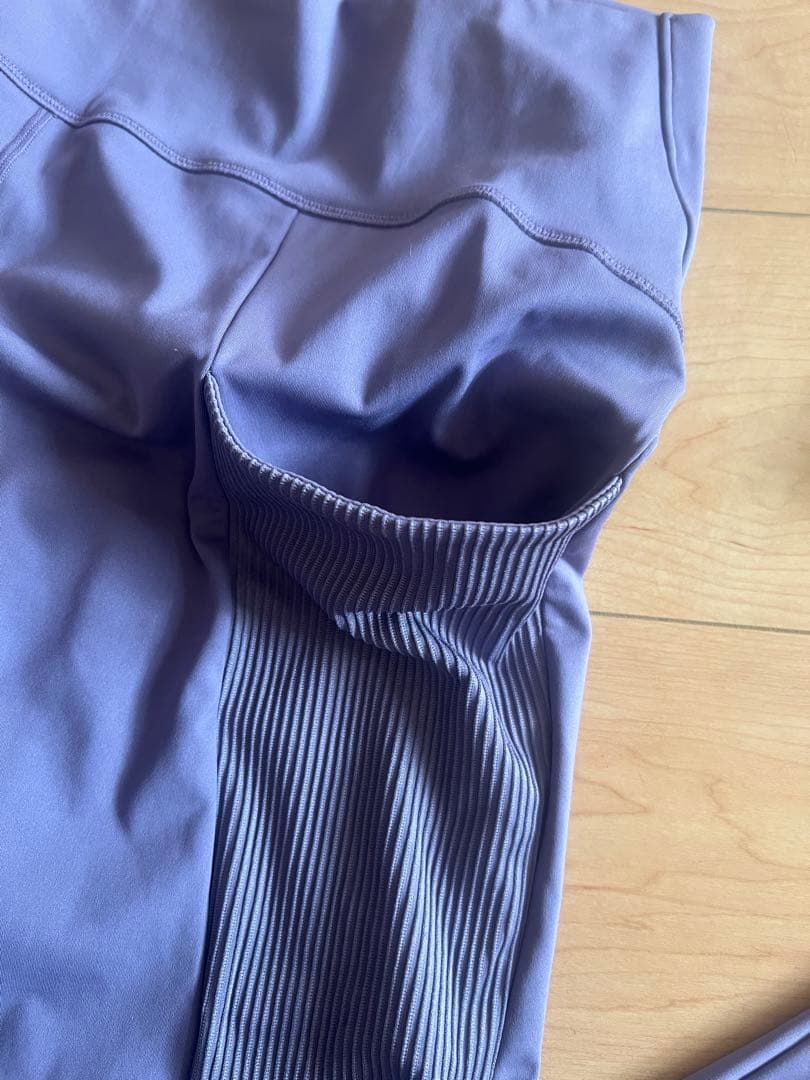 ラバ、スカーラ　ヨガウェア セット　Ｍ