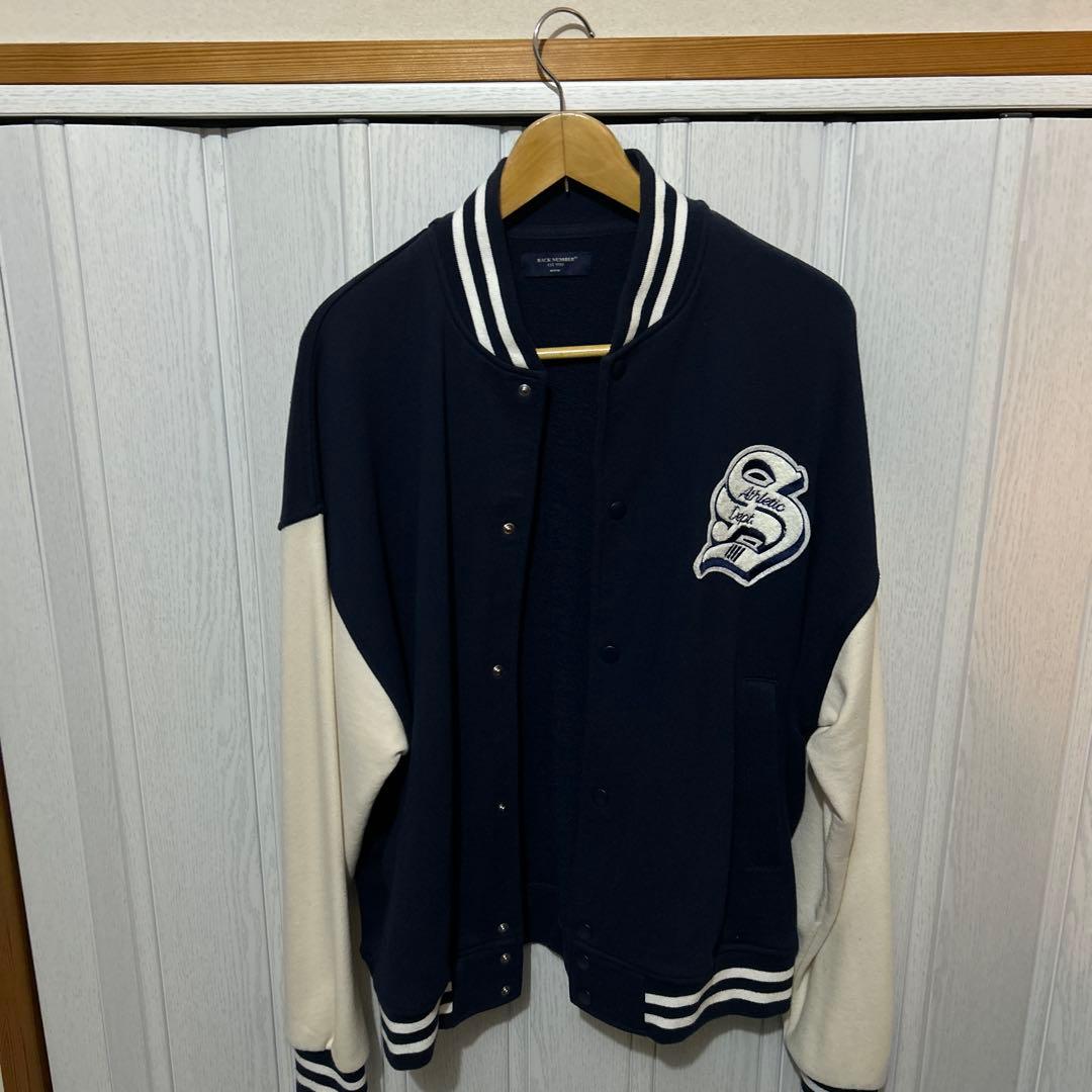 ネイビー スタジャン Sロゴ刺繍 - メルカリ