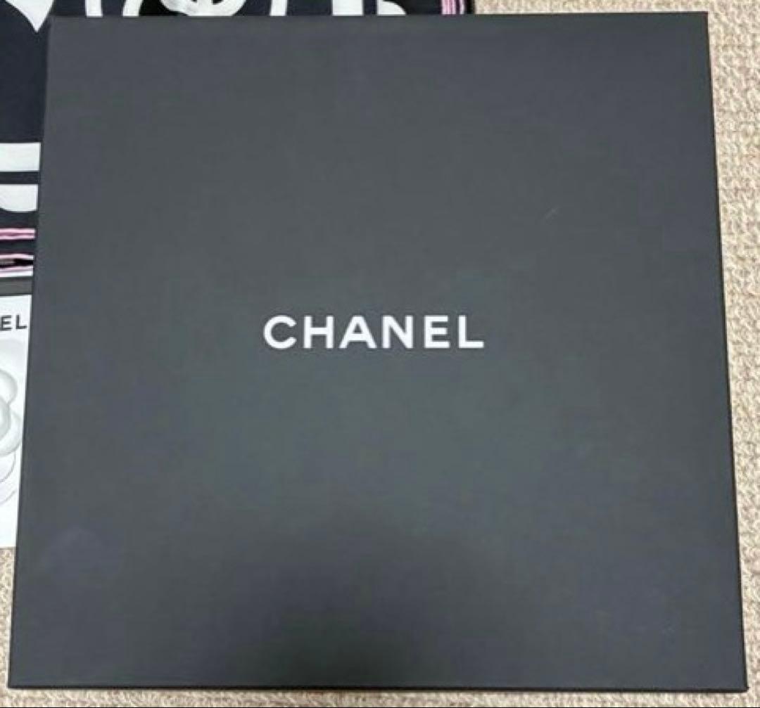 CHANEL シャネル　スカーフ　90 黒　白　ピンク　お花　ココマーク　シルク