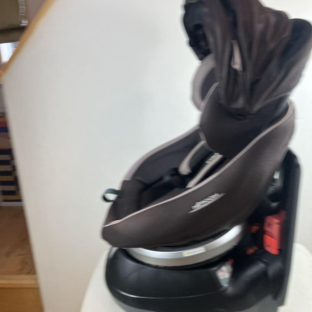 【極美品】コンビ ネルーム エッグショック NF600 チャイルドシート