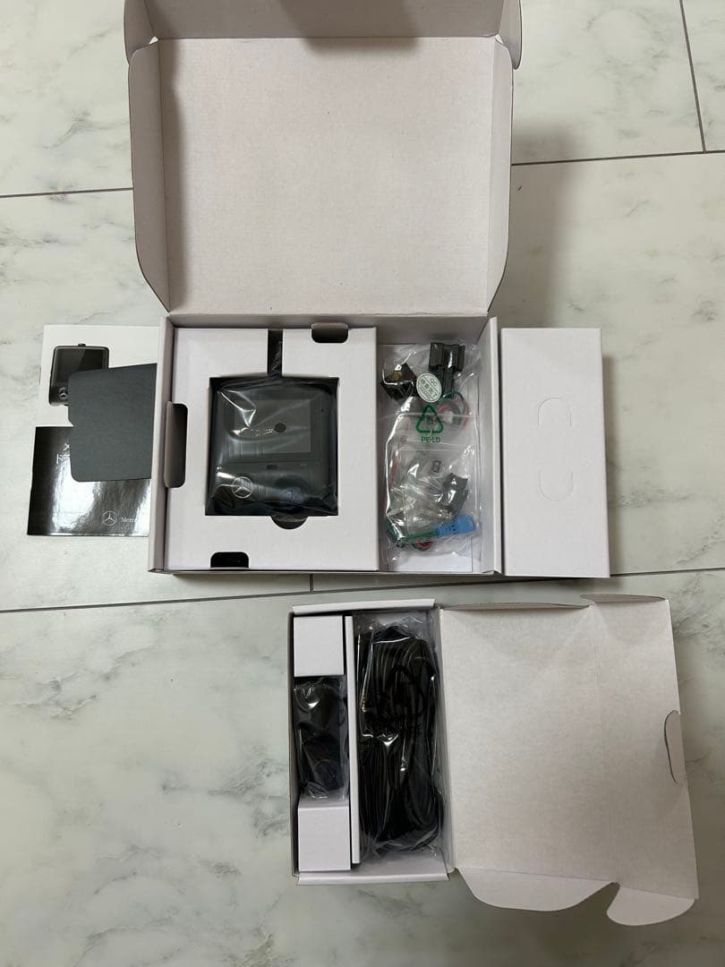 Mercedes-Benz 前後ドライブレコーダー