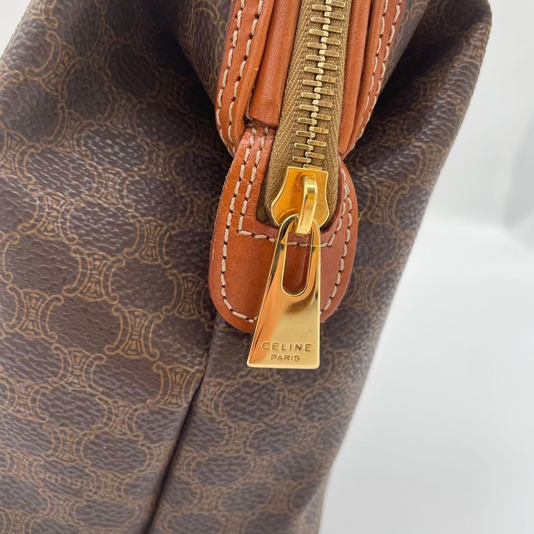 【極美品】セリーヌ　マカダム柄　ポーチ　PVC レザー　ヴィンテージ　ロゴ刻印